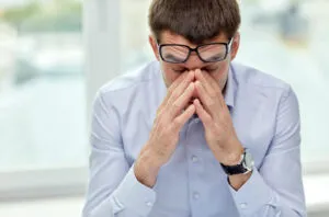 dolor_de_ojo-300x198.jpg